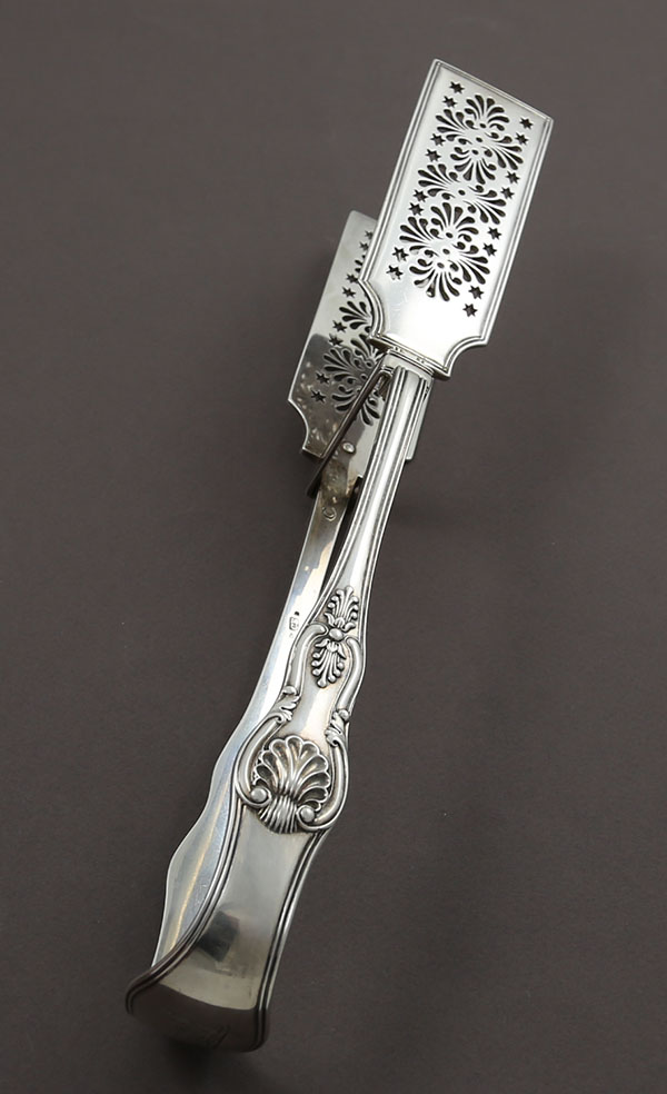 lEnglish silver asparagus tongs with crrest