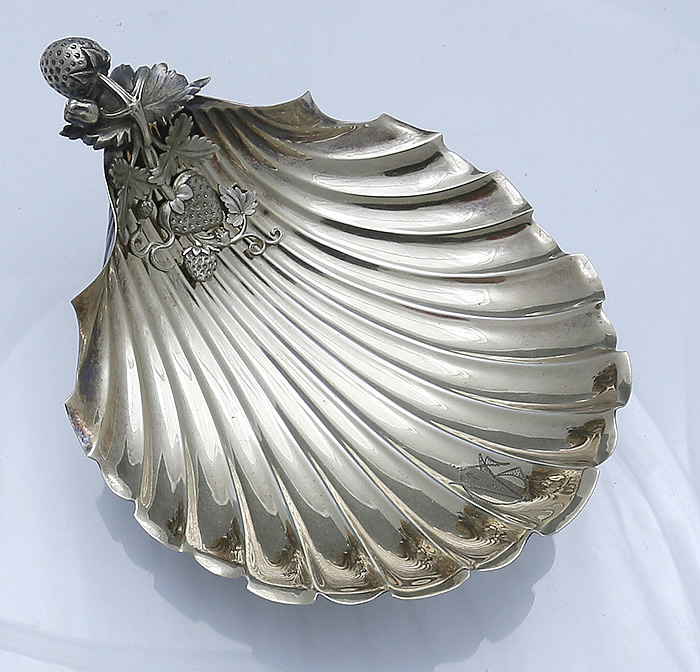 Gorham shell shaped dish with strawberry handle