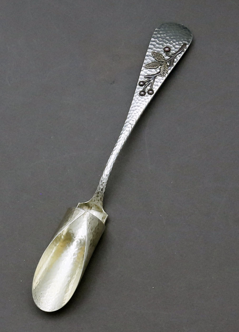 Whiting mixed metals sterling cheese scoop