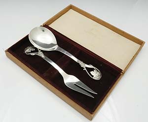 Frank Whiting sterling silv er serving set in fitted box