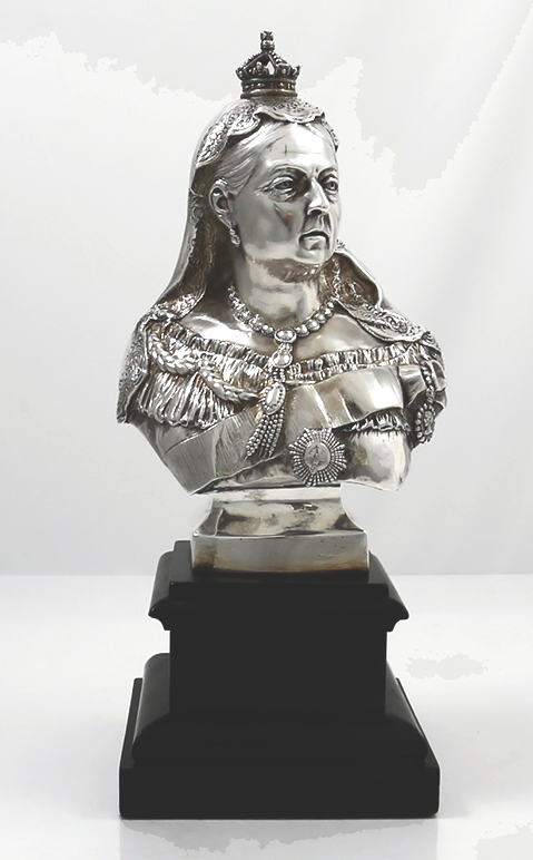 Large antique sterling silver bust of Queen Victoria by Goldsmiths and Silversmiths of London