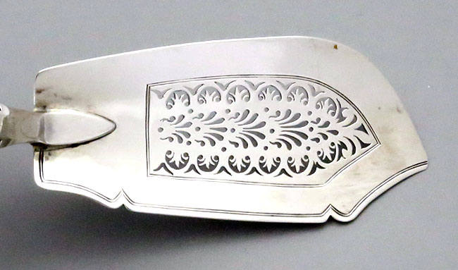 detail of pierced blade on London antique silver fish slice 1829 Clement Cheese
