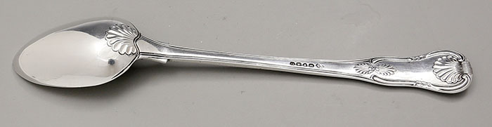 Reverse of English antiquye silver basting stuffing spoon London 1825 William Eley