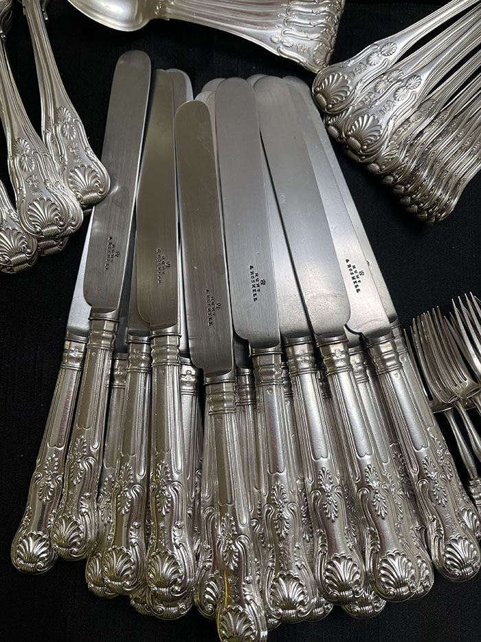 antique silver and steel blade knives dinner blades by Hunt & Roskell