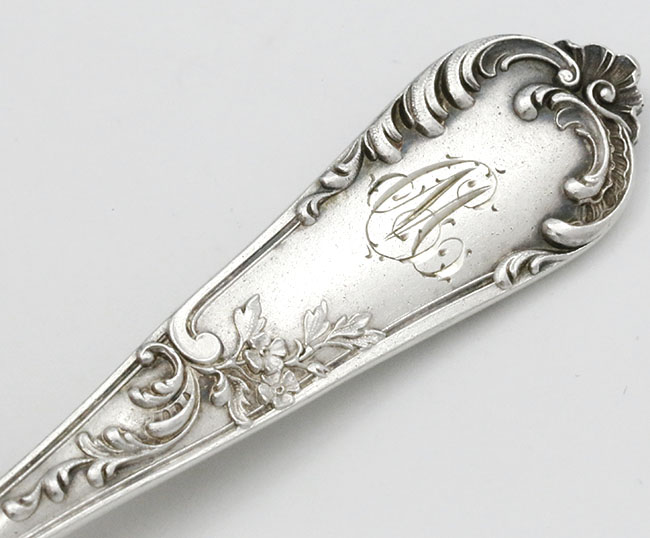 monogrammed cartouche of German fish set 800 silver