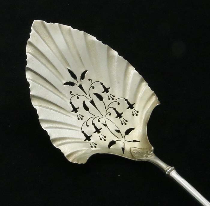 Gorham lily pierced pie server antique sterling silver