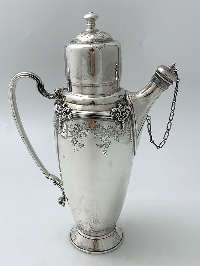English silver 1947 cocktail shaker by Mappin & Webb