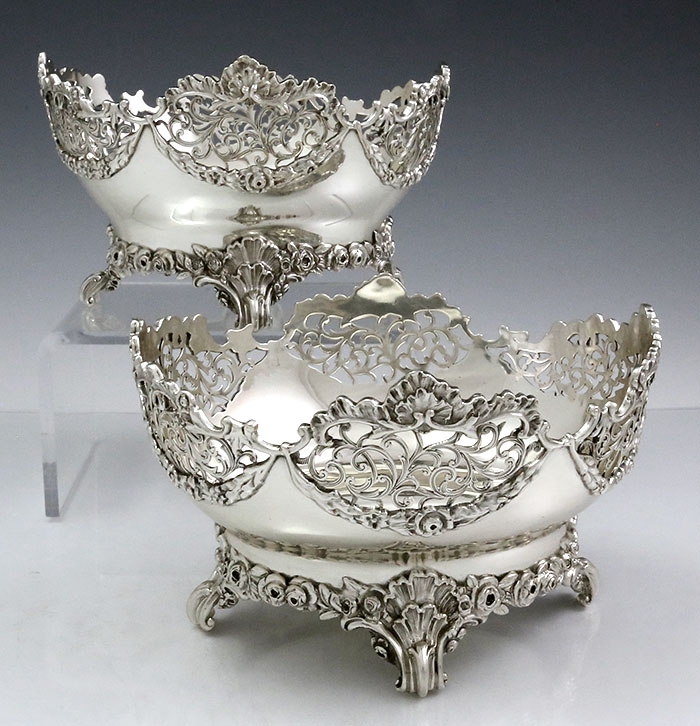pair of Edwardian English silver pierced bowls by William Comyns London 1902