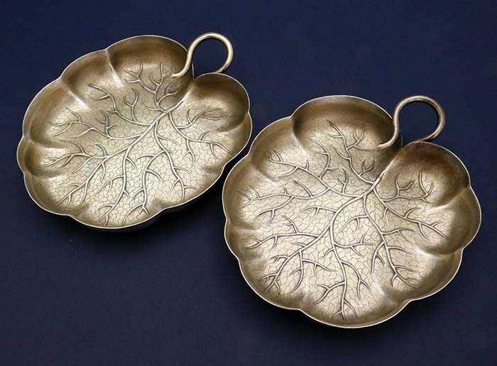 Shreve old bee mark antique sterling dishes pair leaf shape 