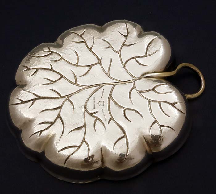 Shreve old bee mark antique sterling dishes pair leaf shape 