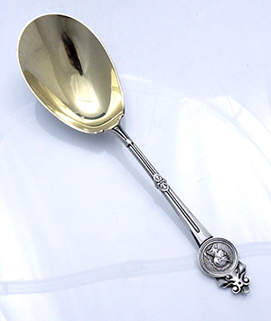 Gorham sterling medallion serving spoon pristine condition