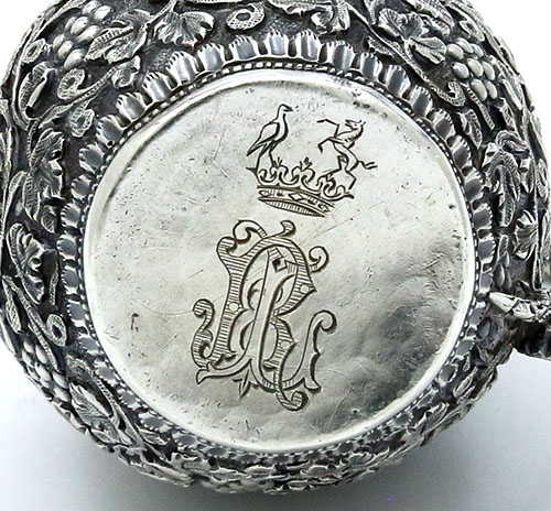 engraved crests on Indian silver Kutch region mustard pot