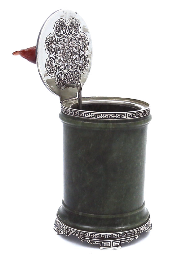 Lebkuecher & Company jade and hardstone silver cigarette holder 