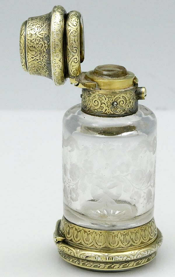 English silver perfume bottle with vinaigrette Henry William Dee