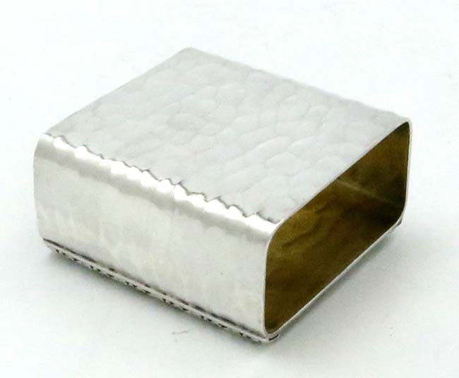 Wood & Hughes sterling silver napkin ring