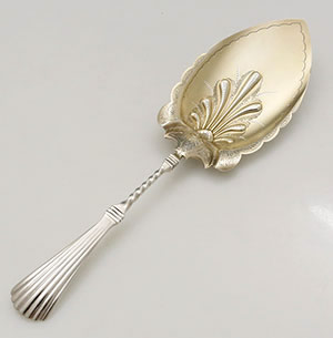 Antique two doves Krider /& Biddle 1860s Ornate engraved  serving spoon sterling silver