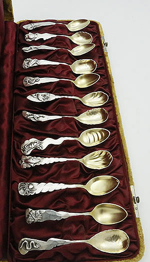 Shiebler applied set of twelve antique sterling spoons in box