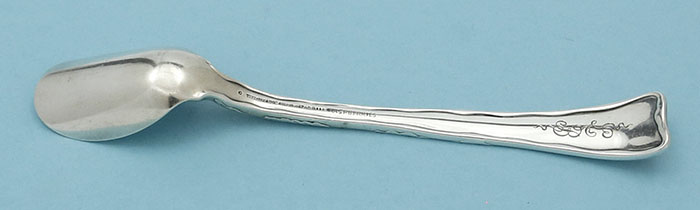 Tiffany lap over edge sterling silver cheese scoop