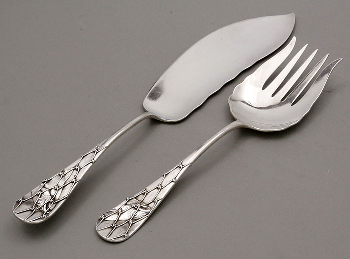 Whiting sterling silver fishnet fish serving set