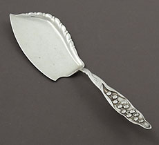 whiting lily of the valley sterling ice cream server
